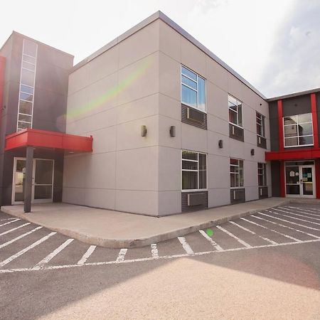 Motel Newstar Laval Exterior photo