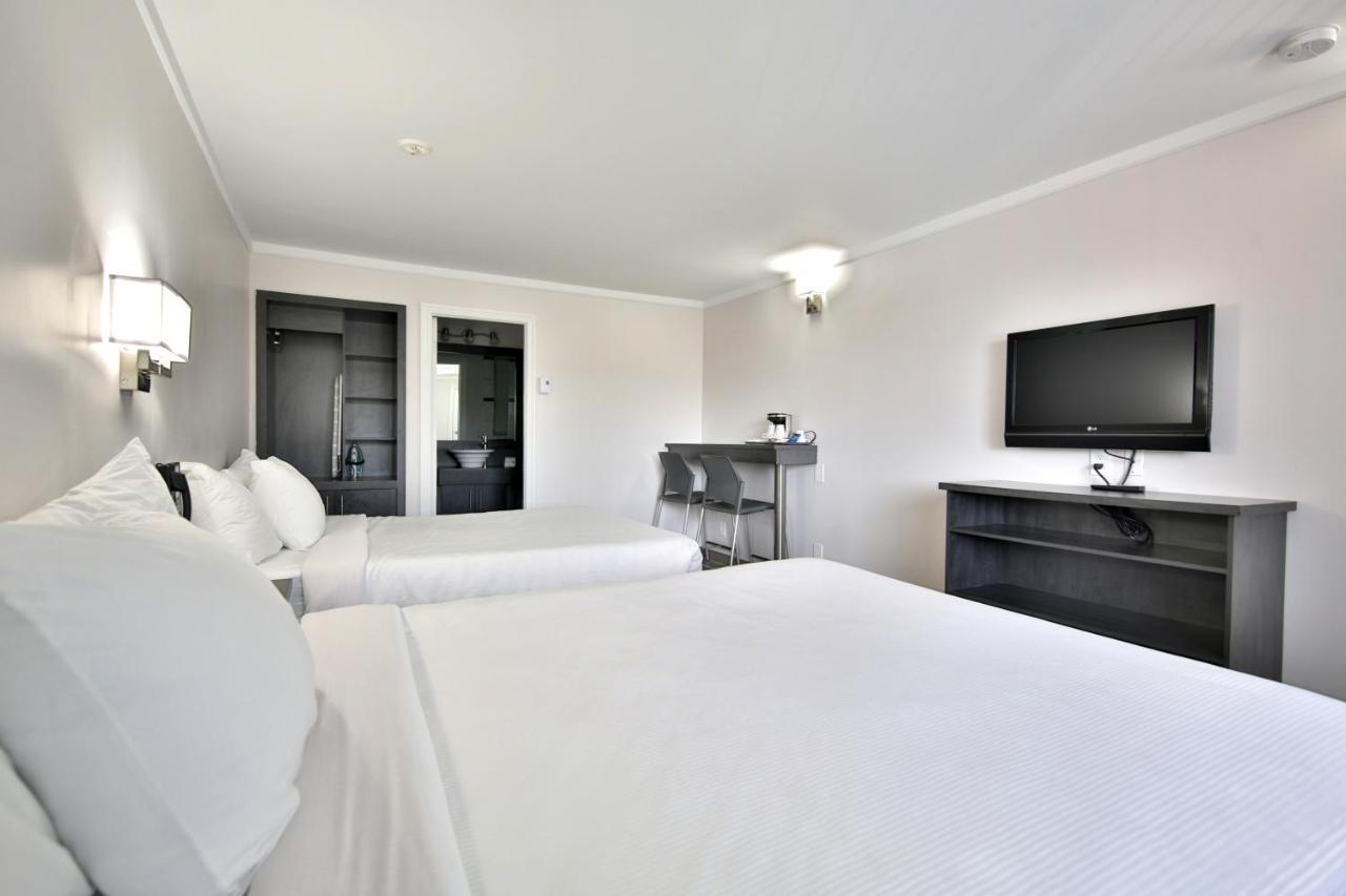 Motel Newstar Laval Exterior photo